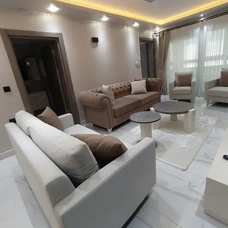 Apartment Daly 1 *