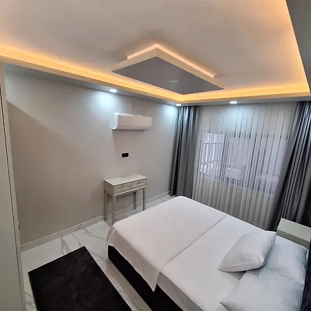 Διαμέρισμα Daly 1 *